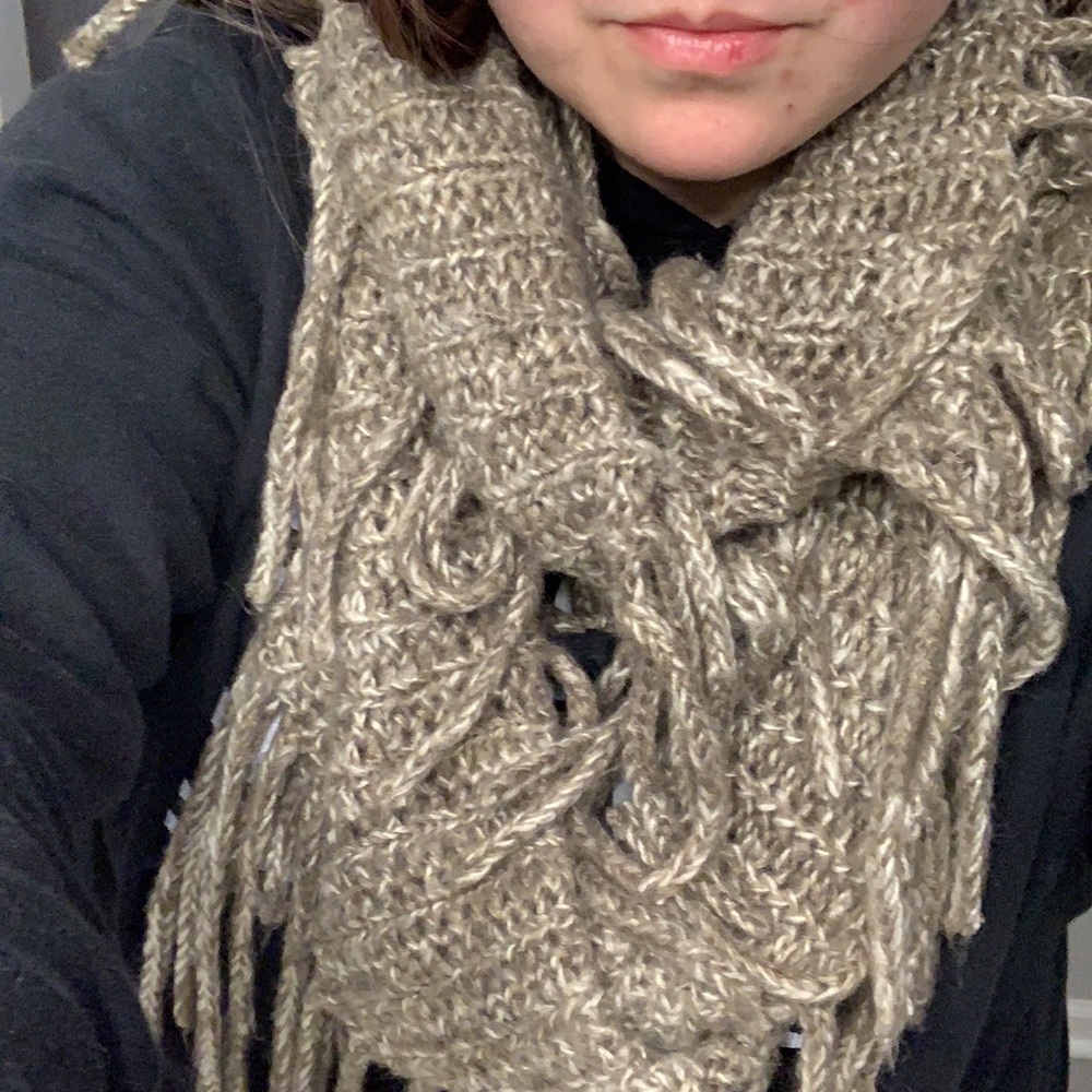 Infinity winter scarf - Picture 2 of 2
